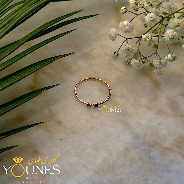 انگشتر مواج قرمز مشکی طلا